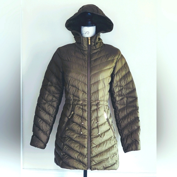 Gallery green down jacket. - Picture 12 of 12